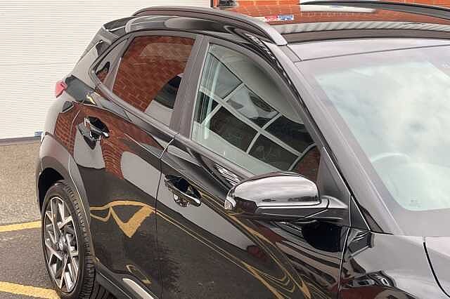 Hyundai KONA 1.6 GDi Hybrid Premium DCT Black