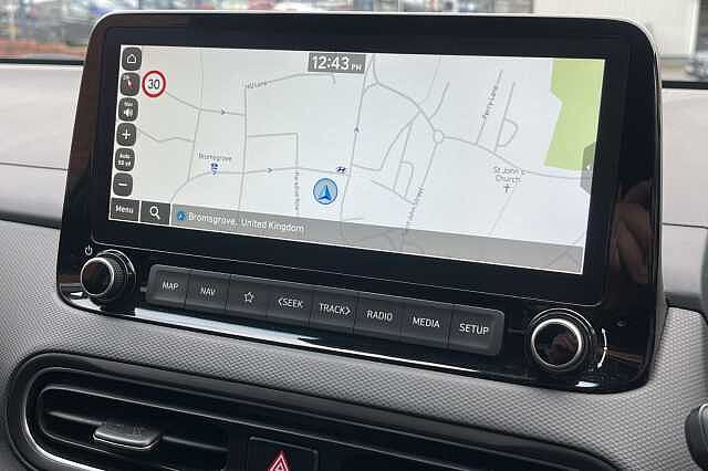 Hyundai KONA 1.6 GDi Hybrid Premium DCT Black