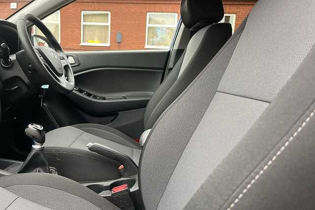 Hyundai i20 1.2 MPi Play 5dr