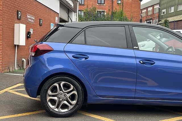 Hyundai i20 1.2 MPi Play 5dr