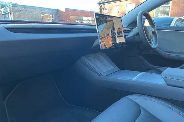 Tesla Model 3 RWD 4dr Auto