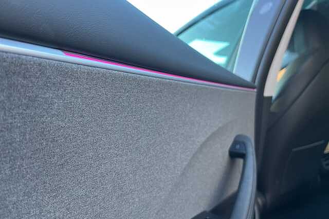 Tesla Model 3 RWD 4dr Auto