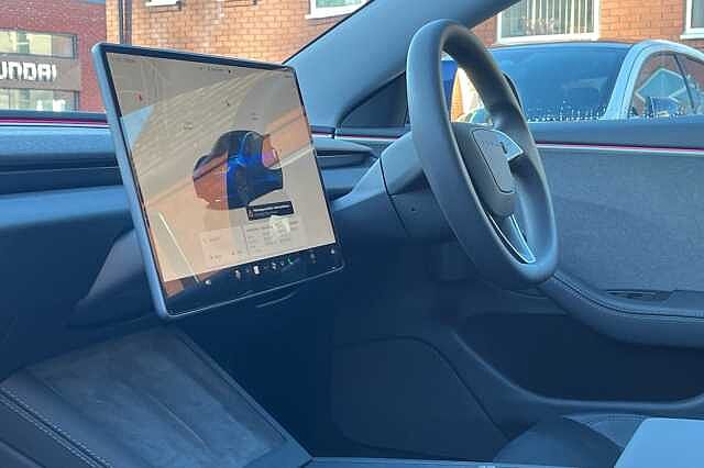 Tesla Model 3 RWD 4dr Auto