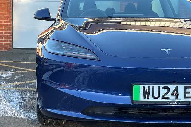 Tesla Model 3 RWD 4dr Auto