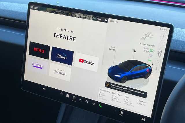 Tesla Model 3 RWD 4dr Auto
