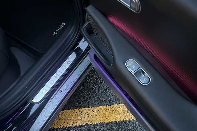 Hyundai IONIQ 6 Ultimate 77kWh 4dr AWD Auto