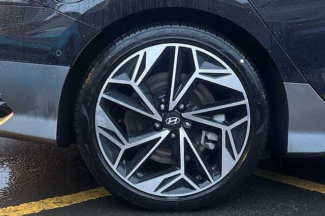 Hyundai IONIQ 6 Ultimate 77kWh 4dr AWD Auto