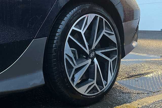 Hyundai IONIQ 6 Ultimate 77kWh 4dr AWD Auto