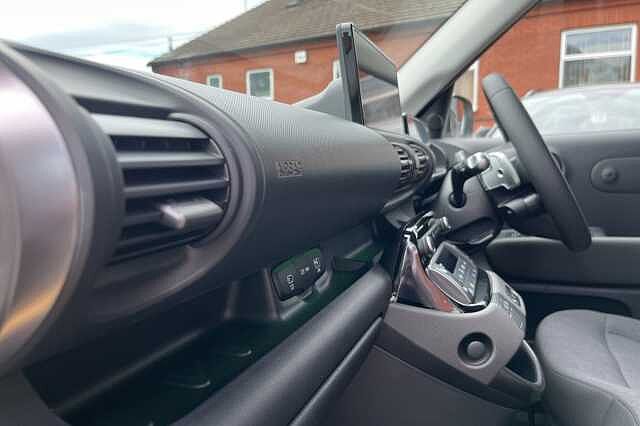 Hyundai INSTER 02 49kWh 5dr Auto Beige