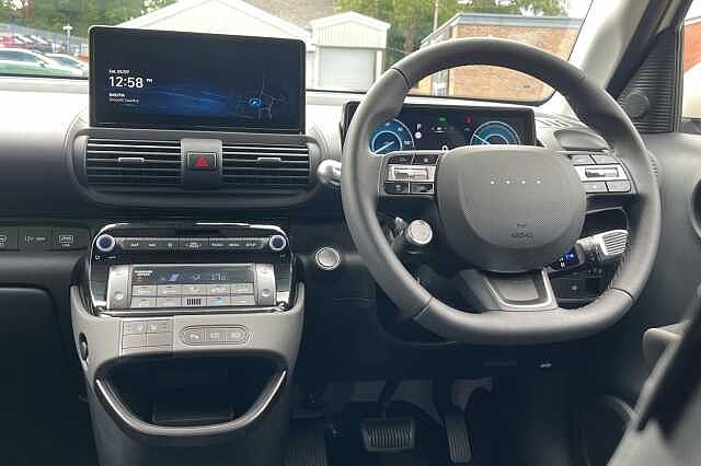 Hyundai INSTER 02 49kWh 5dr Auto Beige