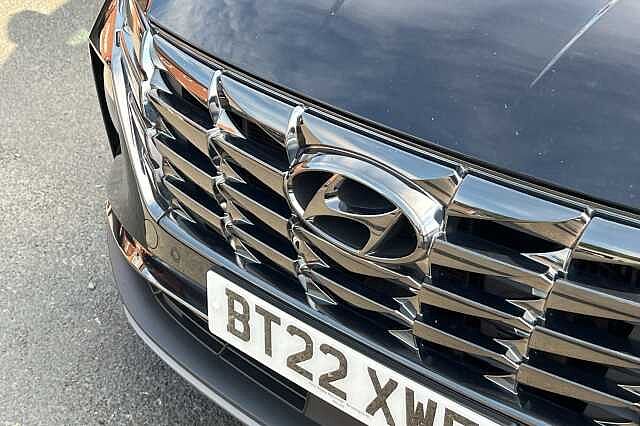 Hyundai TUCSON 1.6 T-GDi Hybrid 230ps Ultimate 5dr 2WD Auto Black