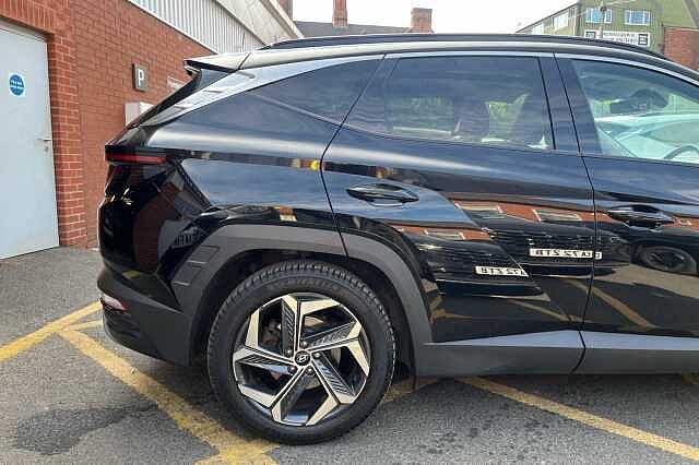 Hyundai TUCSON 1.6 T-GDi Hybrid 230ps Ultimate 5dr 2WD Auto Black