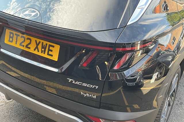 Hyundai TUCSON 1.6 T-GDi Hybrid 230ps Ultimate 5dr 2WD Auto Black