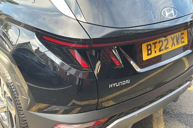Hyundai TUCSON 1.6 T-GDi Hybrid 230ps Ultimate 5dr 2WD Auto Black