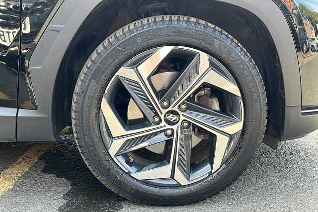 Hyundai TUCSON 1.6 T-GDi Hybrid 230ps Ultimate 5dr 2WD Auto Black