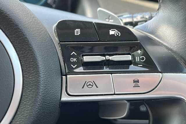 Hyundai TUCSON 1.6 T-GDi Hybrid 230ps Ultimate 5dr 2WD Auto Black