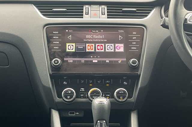 SKODA Octavia 1.5 TSI SE L 5dr DSG