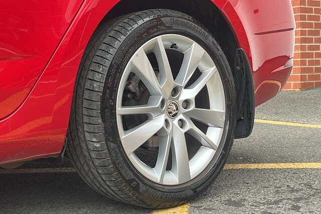 SKODA Octavia 1.5 TSI SE L 5dr DSG