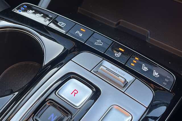 Hyundai TUCSON 1.6 T-GDi Hybrid 230ps Ultimate 5dr 2WD Auto