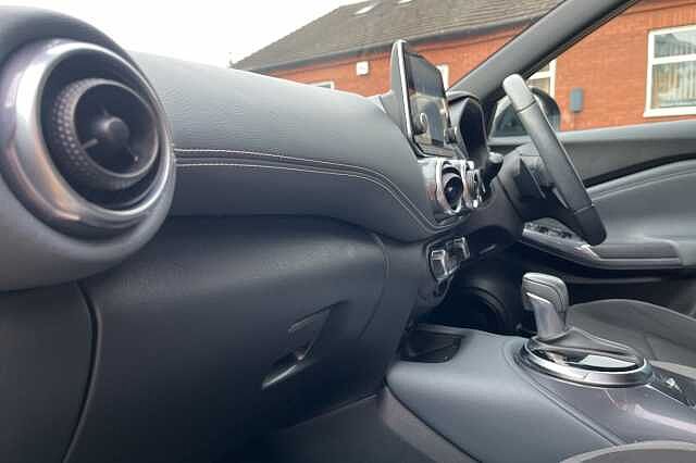 Nissan Juke 1.0 DiG-T 114 N-Connecta 5dr DCT