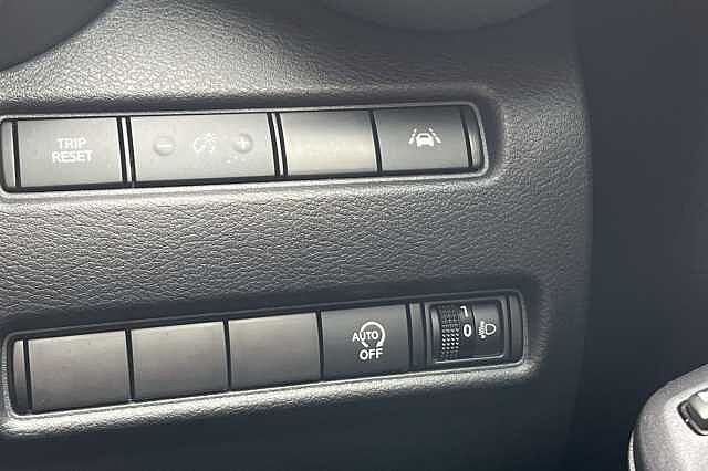 Nissan Juke 1.0 DiG-T 114 N-Connecta 5dr DCT