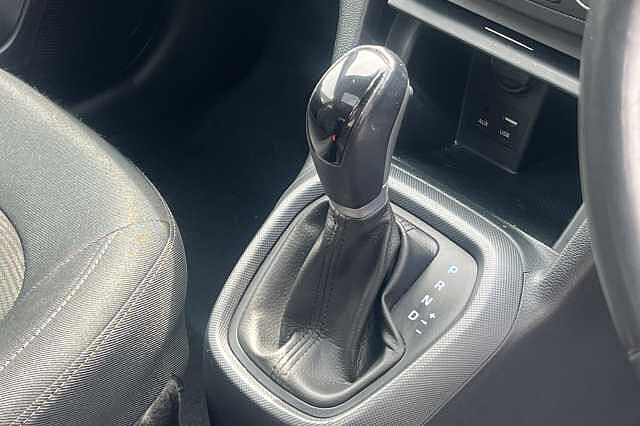 Hyundai i10 1.2 Premium SE 5dr Auto
