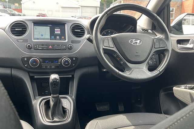 Hyundai i10 1.2 Premium SE 5dr Auto