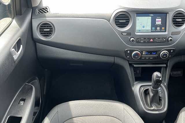 Hyundai i10 1.2 Premium SE 5dr Auto