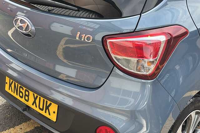 Hyundai i10 1.2 Premium SE 5dr Auto