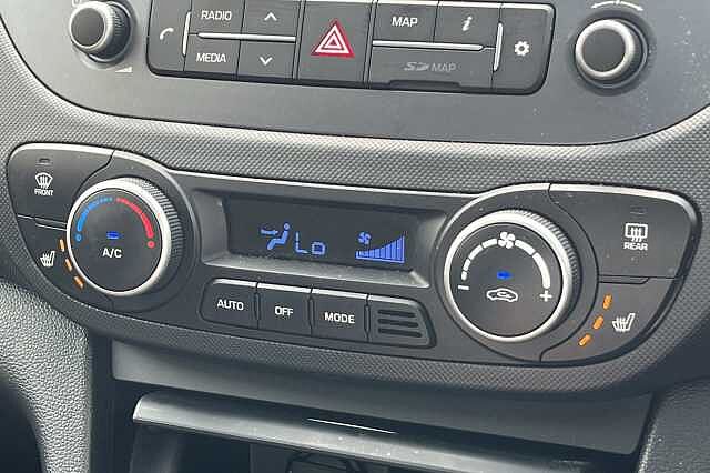 Hyundai i10 1.2 Premium SE 5dr Auto