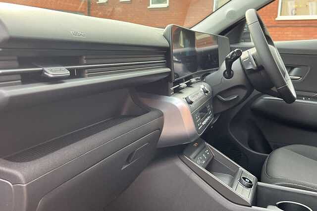 Hyundai KONA 65 kWh (218ps) Advance