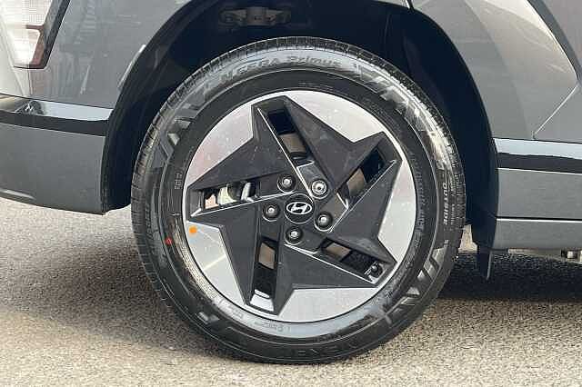 Hyundai KONA 65 kWh (218ps) Advance