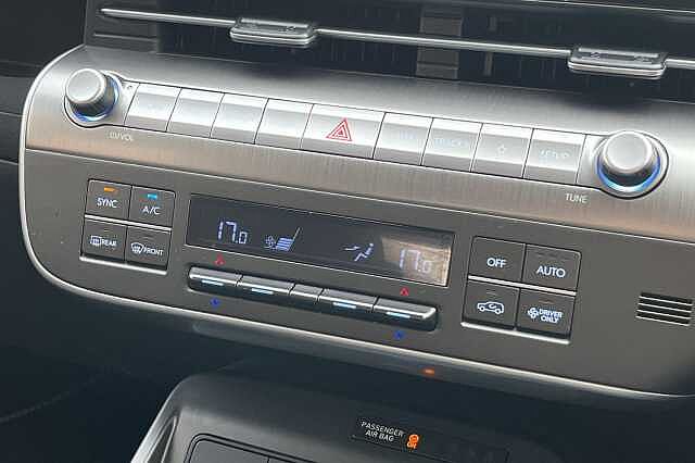 Hyundai KONA 65 kWh (218ps) Advance