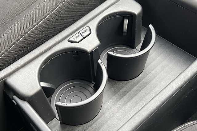 Hyundai KONA 65 kWh (218ps) Advance