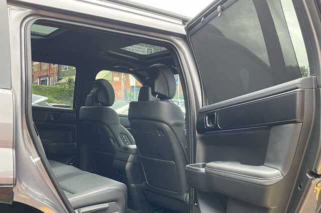 Hyundai SANTA FE 1.6 T-GDi Hybrid Calligraphy 5dr 4WD Auto