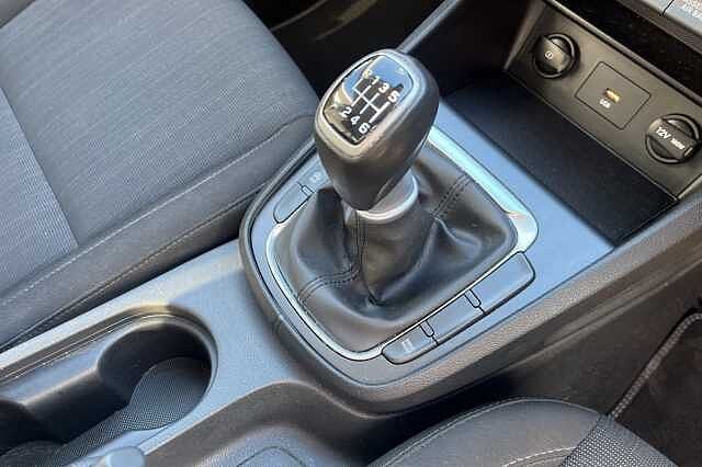 Hyundai KONA 1.0 T-GDi 48Volt MHEV SE Connect 5dr