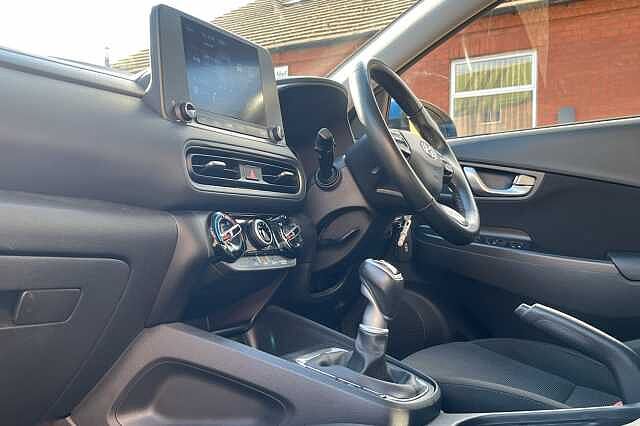 Hyundai KONA 1.0 T-GDi 48Volt MHEV SE Connect 5dr