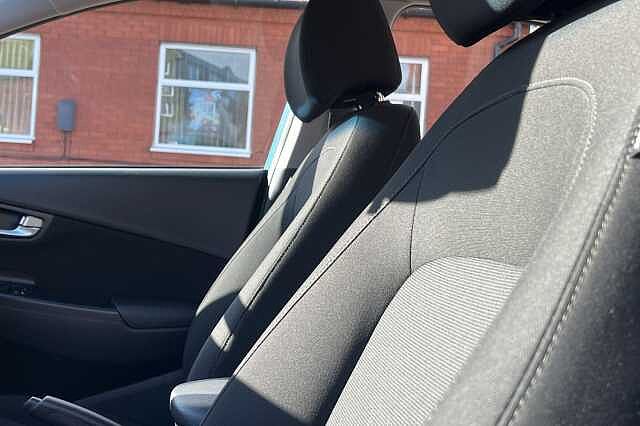 Hyundai KONA 1.0 T-GDi 48Volt MHEV SE Connect 5dr