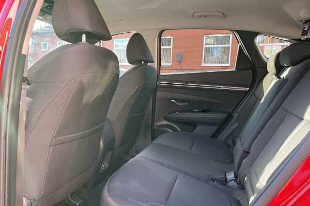 Hyundai TUCSON 1.6 T-GDi Hybrid 230ps Premium 5dr 2WD Auto