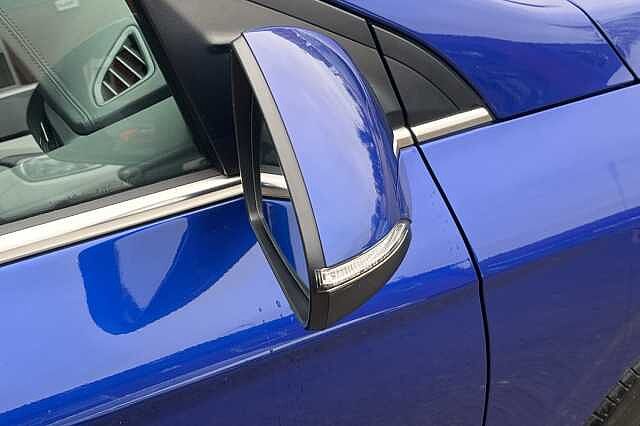 Hyundai IONIQ 1.6 GDi Hybrid Premium 5dr DCT