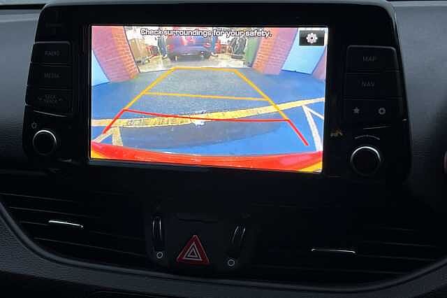 Hyundai I30 1.6 CRDi [136] SE Nav 5dr DCT Red