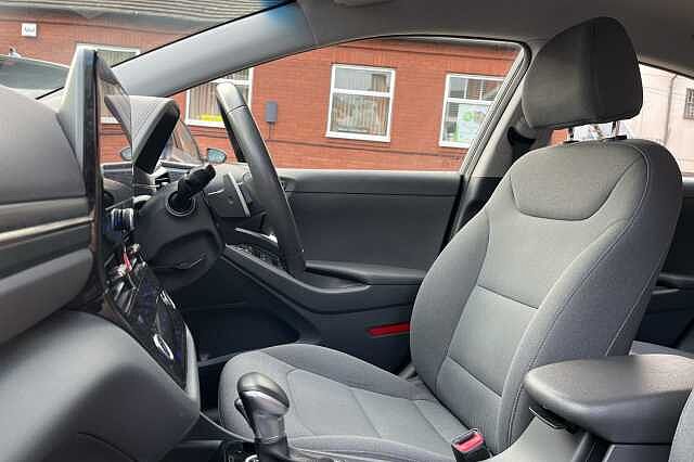 Hyundai IONIQ 1.6 GDi Hybrid Premium 5dr DCT Grey