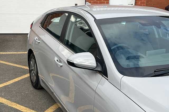 Hyundai IONIQ 1.6 GDi Hybrid Premium 5dr DCT Grey