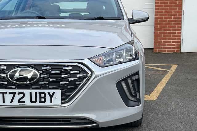 Hyundai IONIQ 1.6 GDi Hybrid Premium 5dr DCT Grey