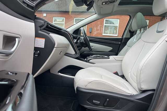 Hyundai TUCSON 1.6 T-GDi Plug-in Hybrid Ultimate 5dr 4WD Auto