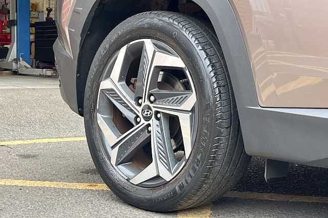 Hyundai TUCSON 1.6 T-GDi Plug-in Hybrid Ultimate 5dr 4WD Auto