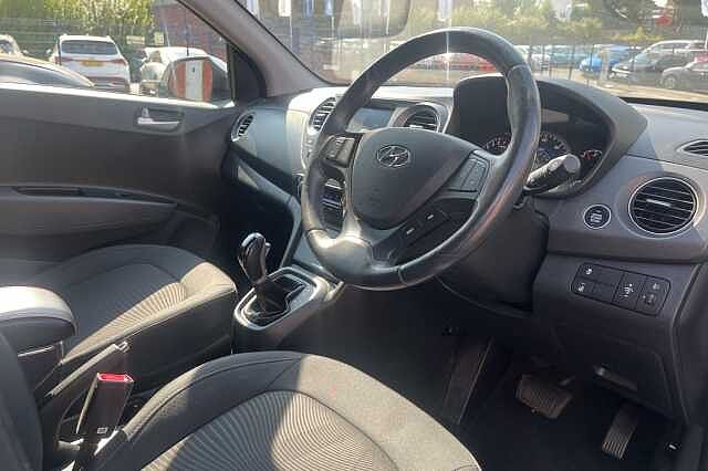 Hyundai i10 1.2 Premium SE 5dr Auto