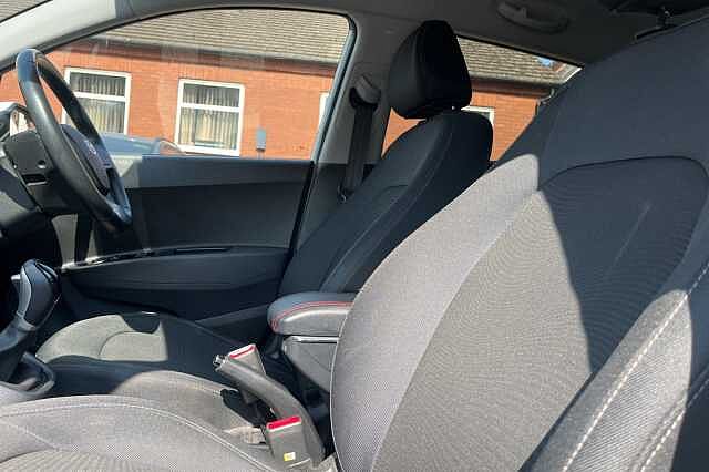 Hyundai i10 1.2 Premium SE 5dr Auto