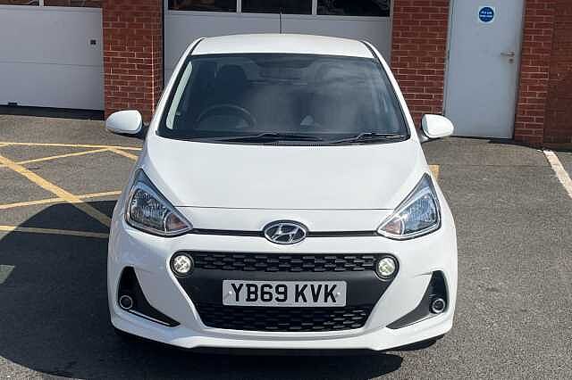 Hyundai i10 1.2 Premium SE 5dr Auto