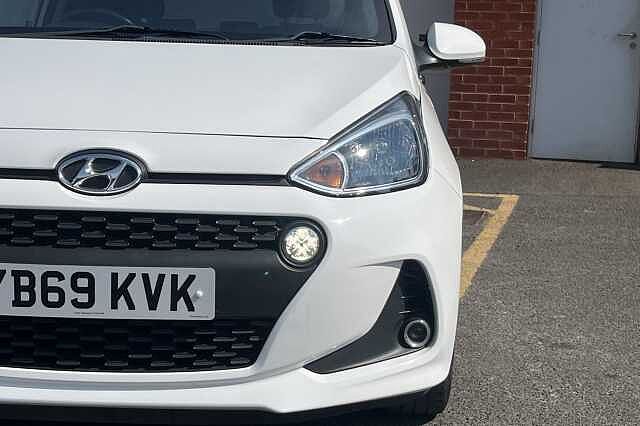 Hyundai i10 1.2 Premium SE 5dr Auto